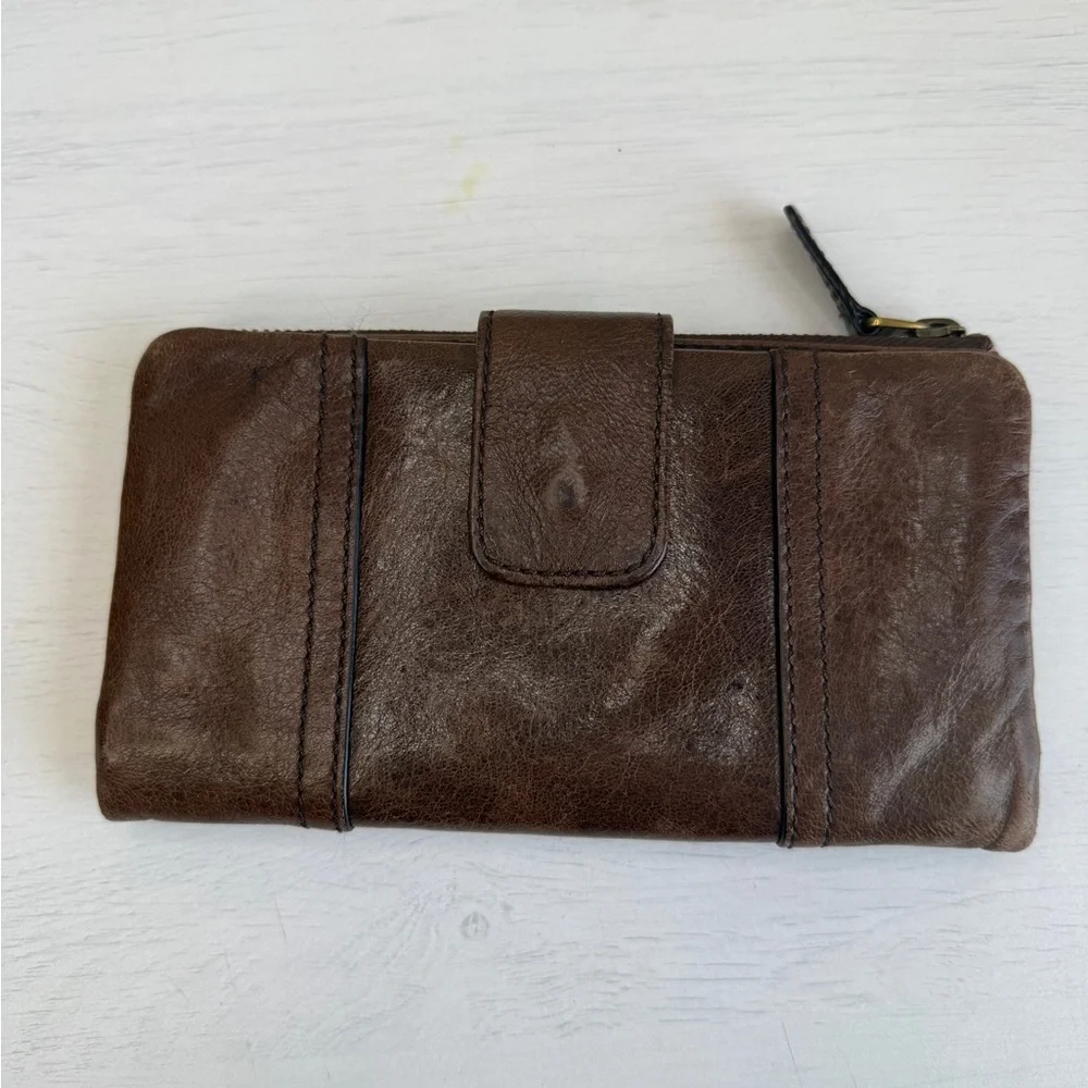 Fossil Chocolate Brown Fossil Emory Clutch Leather Wallet